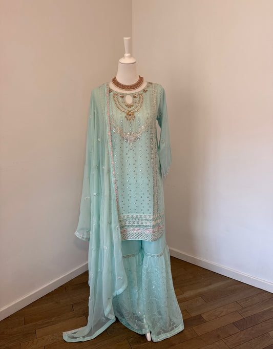 Salwar Kameez Muskaan