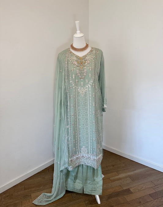 Salwar Kameez Nayla