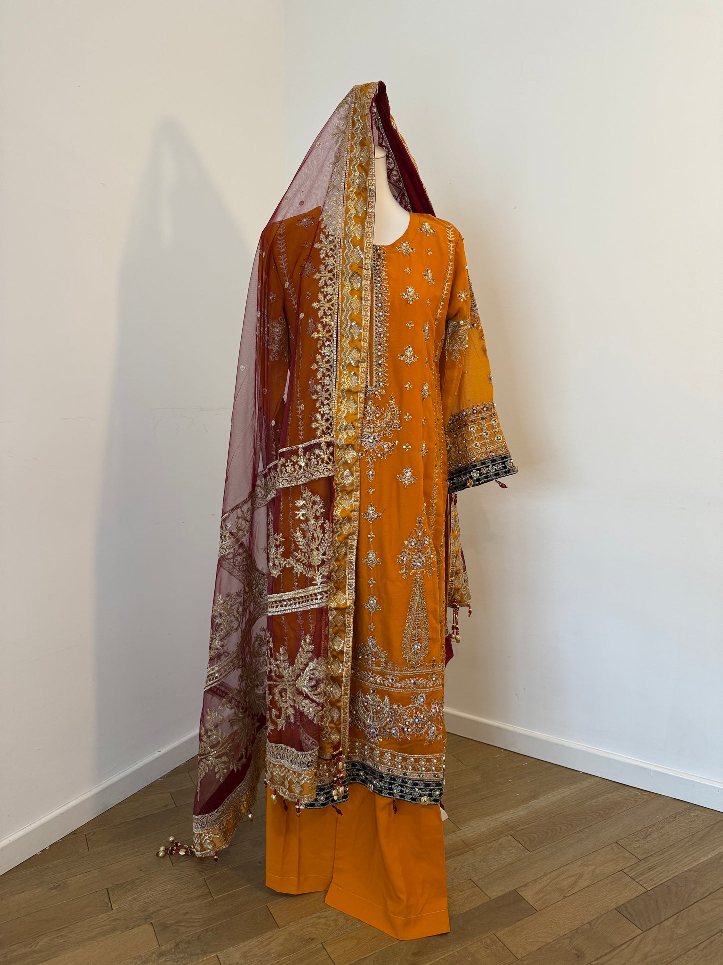 Salwar Kameez Lena