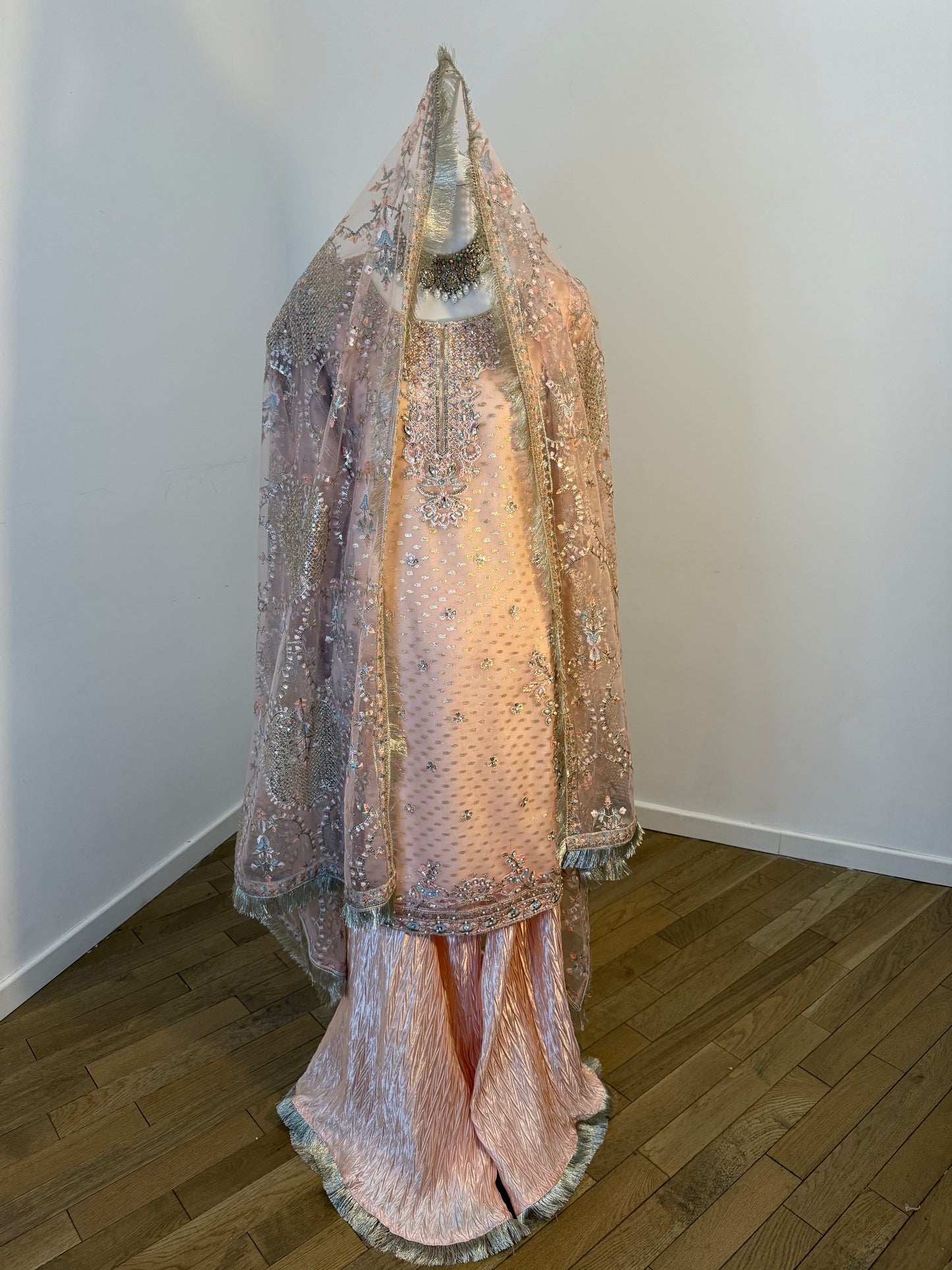 Salwar Kameez Sajal (rose)