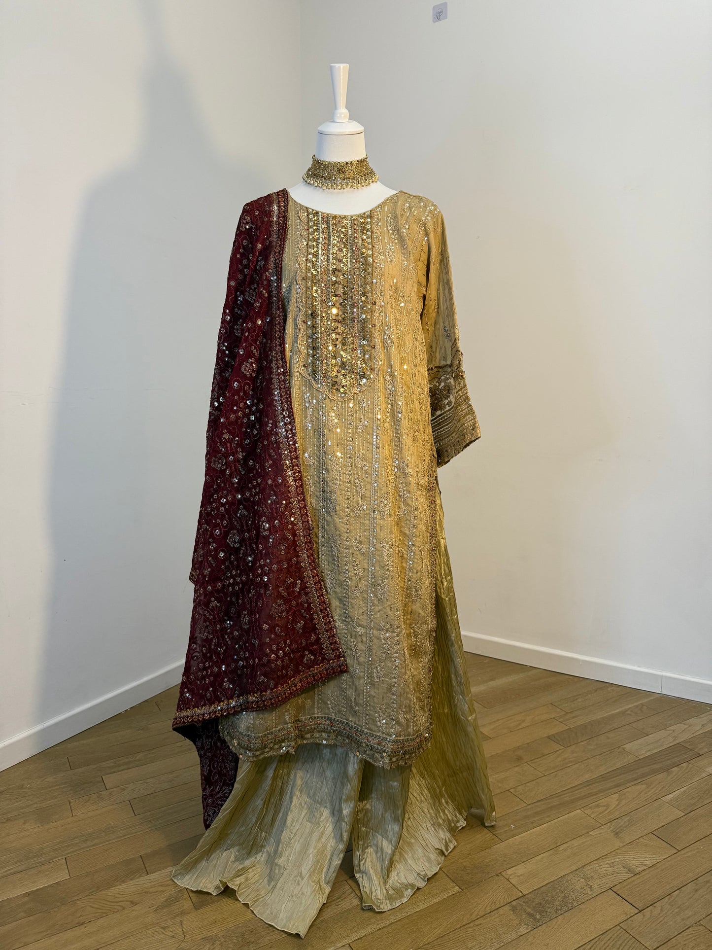 Salwar Kameez Hania