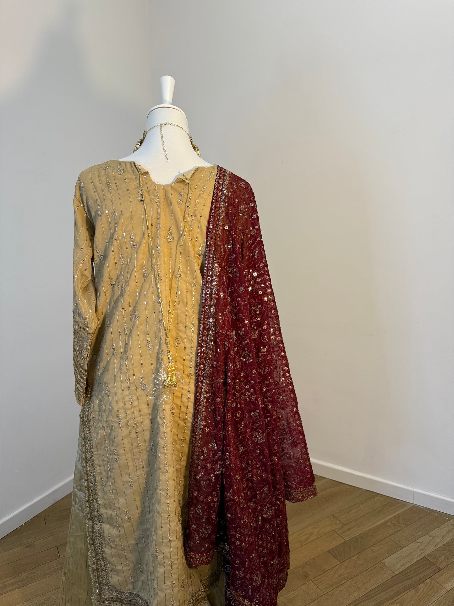 Salwar Kameez Hania